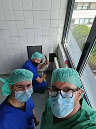 Reparaturen im OP  © Mark Kniel GmbH